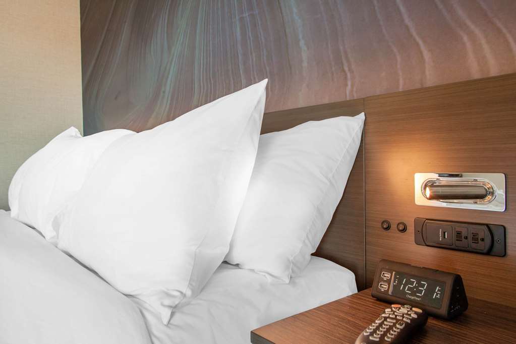 Hotel Centro Sonoma Wine Country, Tapestry Collection Hilton Rohnert Park Oda fotoğraf